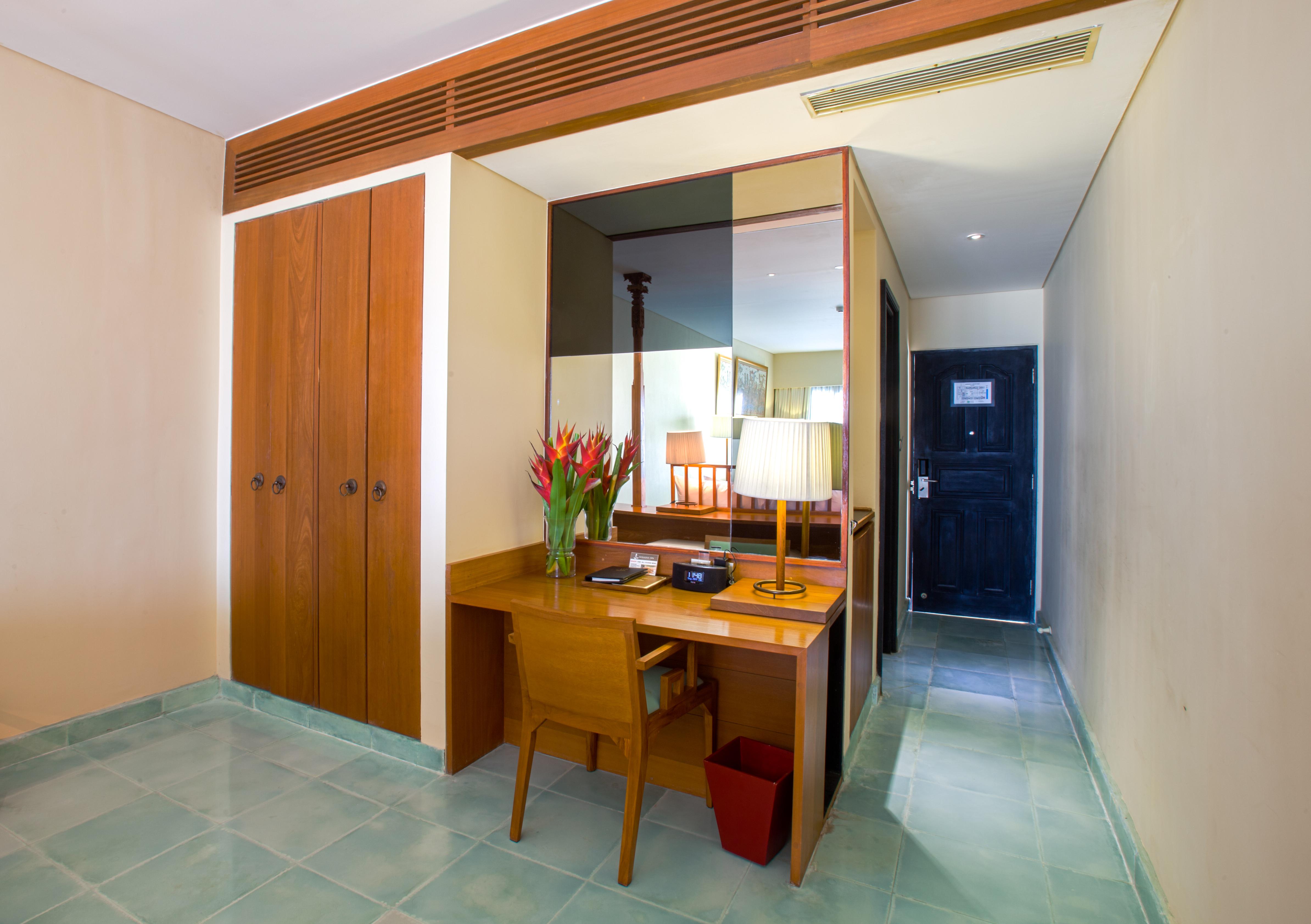 Sadara Resort Nusa Dua (Bali) Exterior foto A room at the hotel