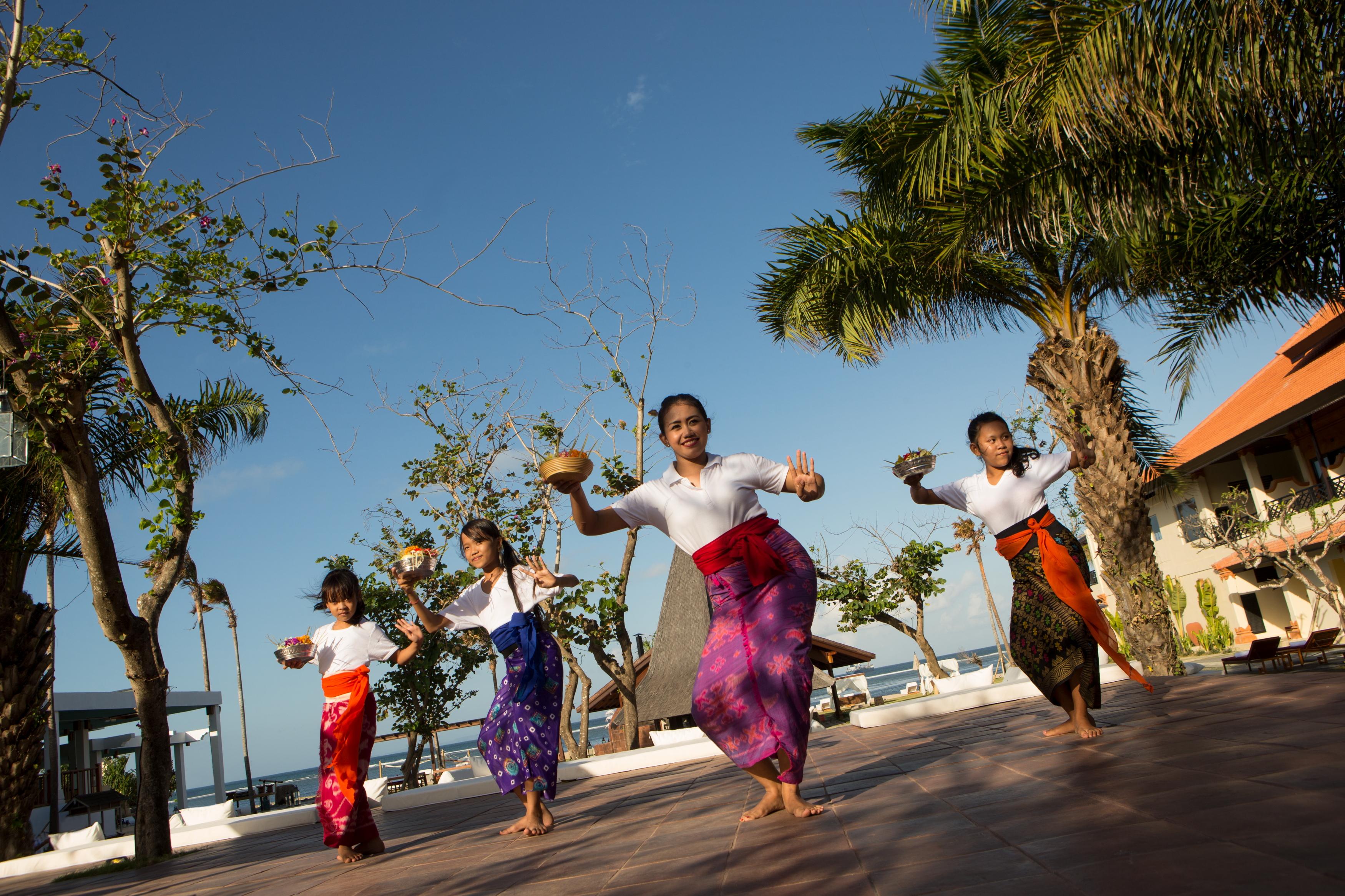 Sadara Resort Nusa Dua (Bali) Exterior foto A traditional dance in Myanmar